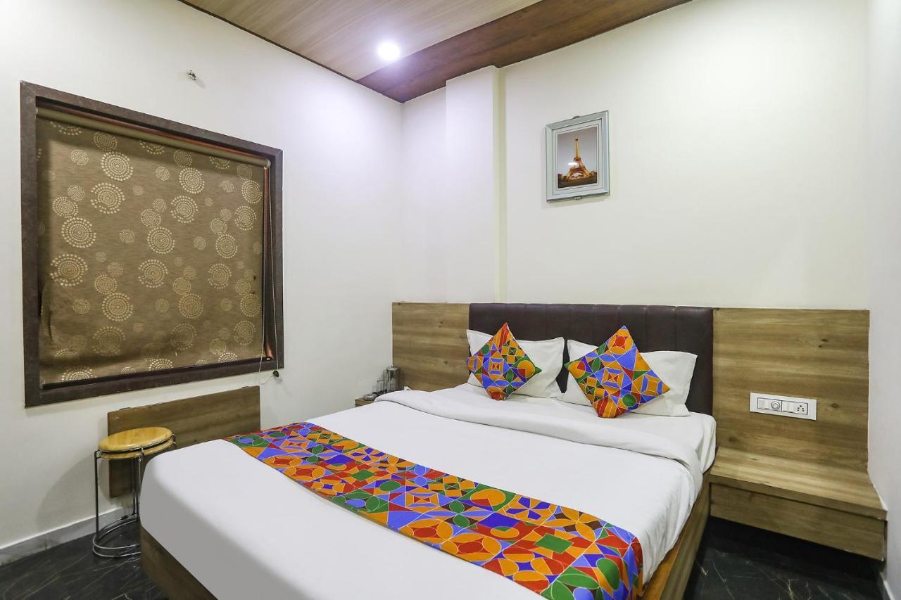 Fabhotel Vedanta Inn - Nr Sitabudli Fort Nagpur Ngoại thất bức ảnh