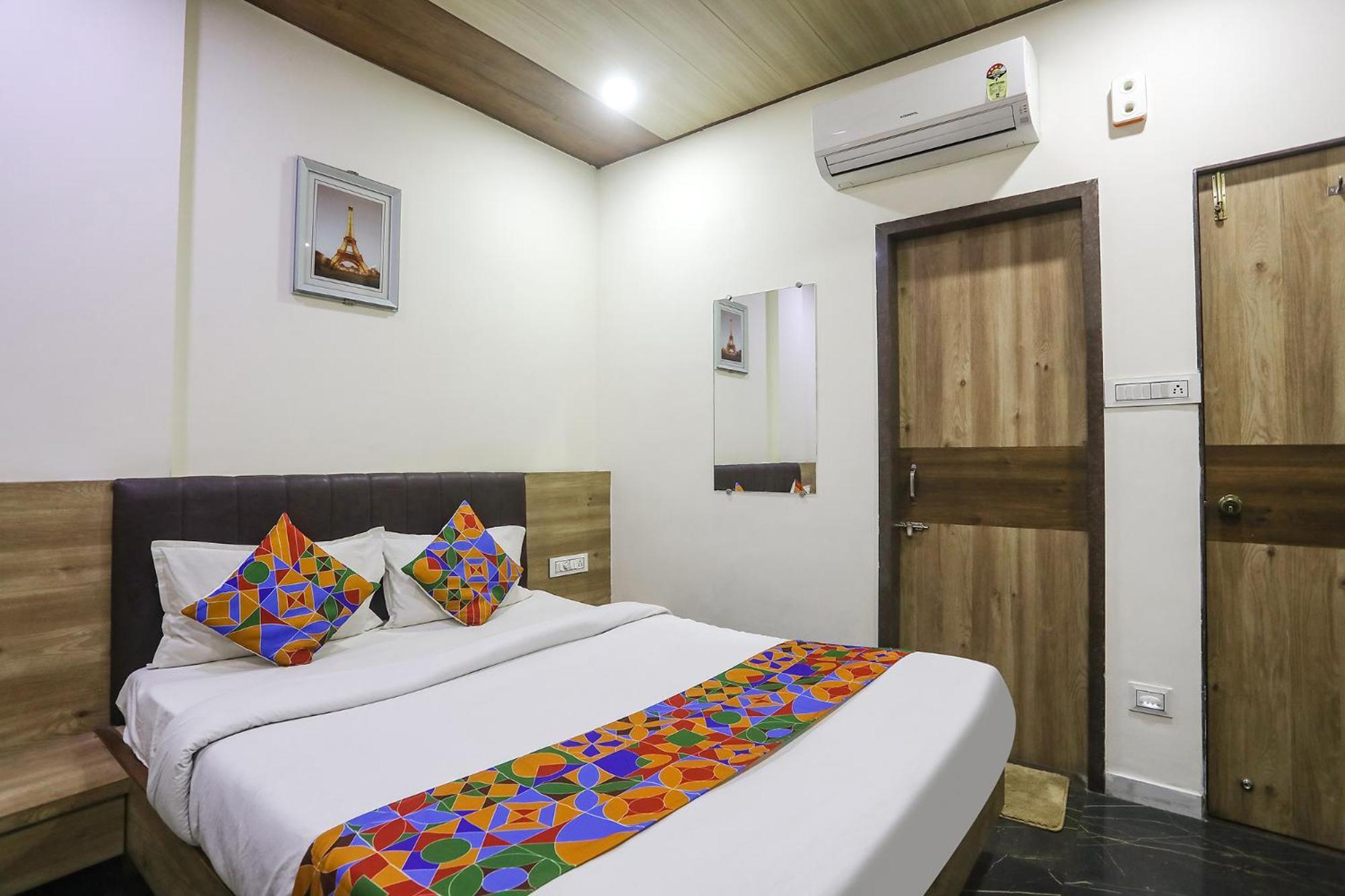Fabhotel Vedanta Inn - Nr Sitabudli Fort Nagpur Ngoại thất bức ảnh