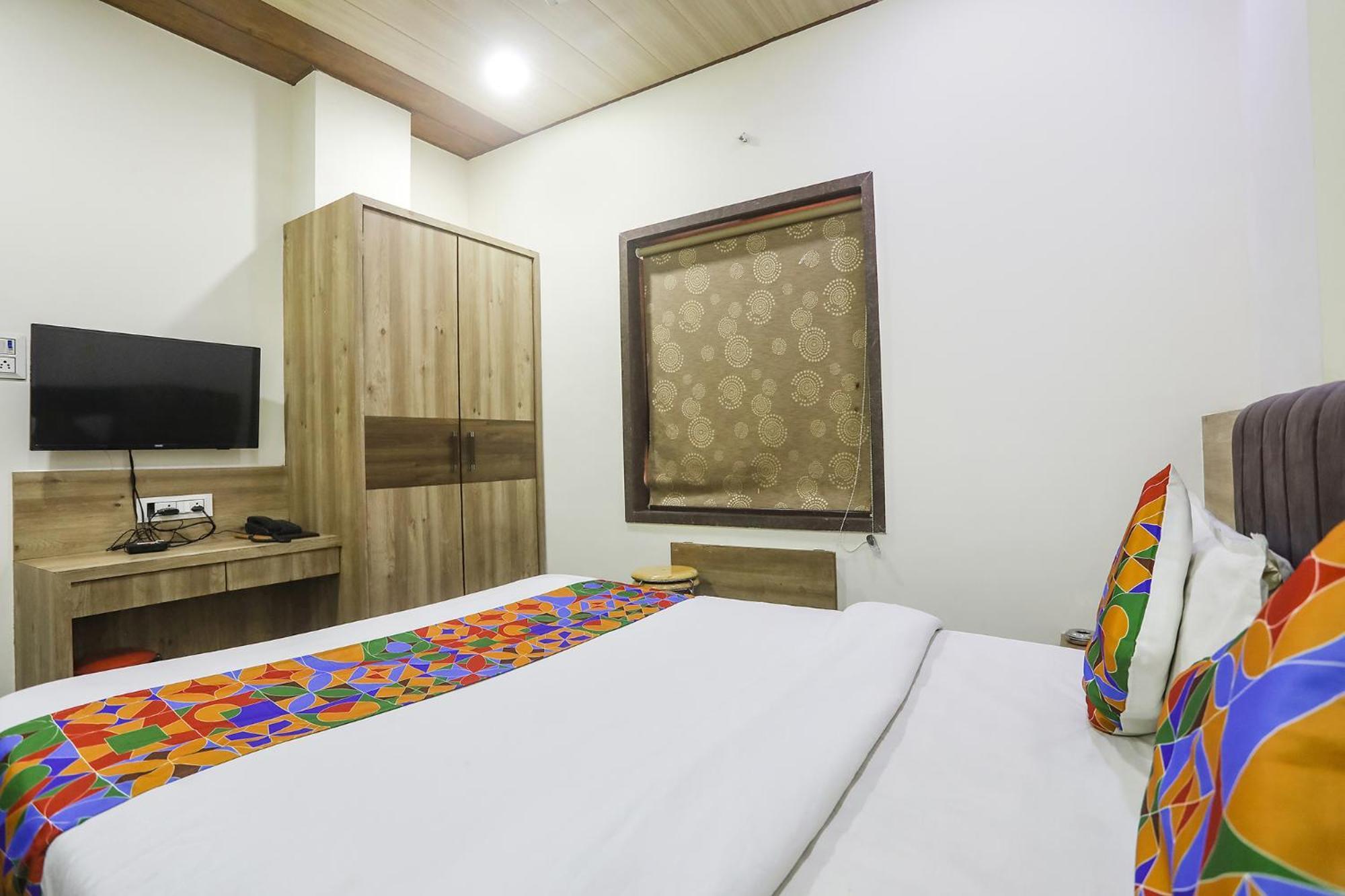 Fabhotel Vedanta Inn - Nr Sitabudli Fort Nagpur Ngoại thất bức ảnh